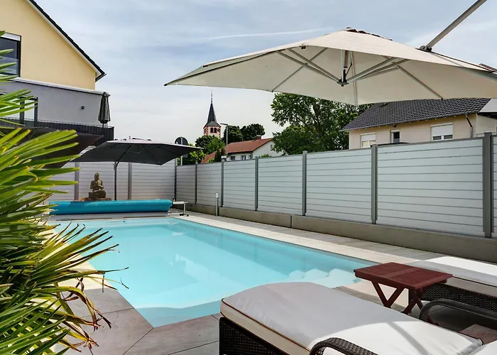 Moderne Offene Dachgeschosswohnung *